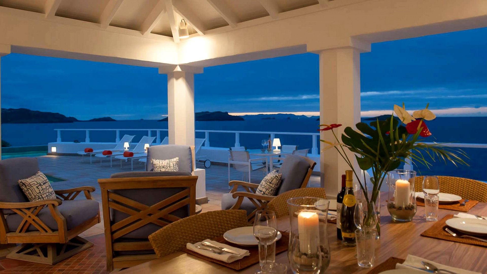 KITCHEN & DINING AREA