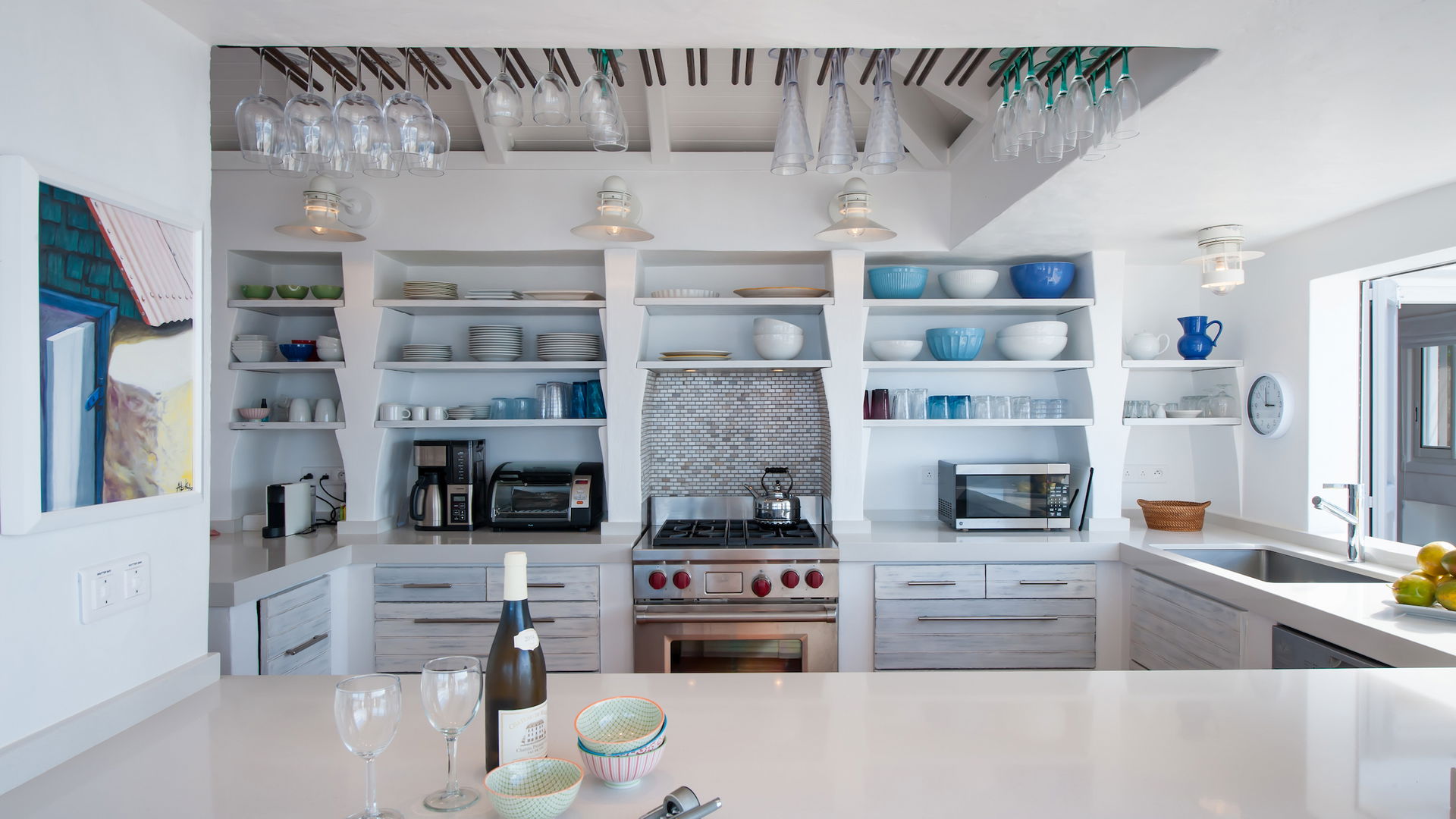 KITCHEN & DINING AREA