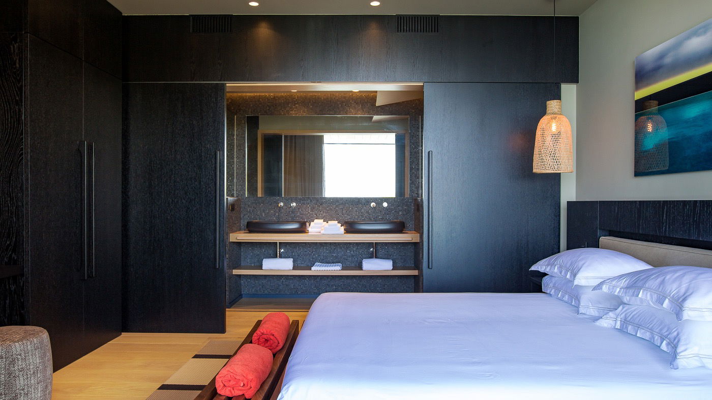 BEDROOM 6