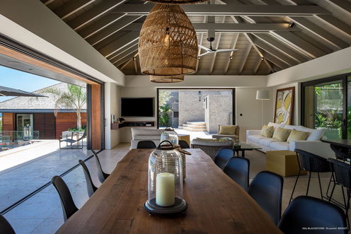 VILLA BLACKSTONE DINING AREA 2