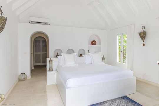 VILLA MAURESQUE BEDROOM1 1