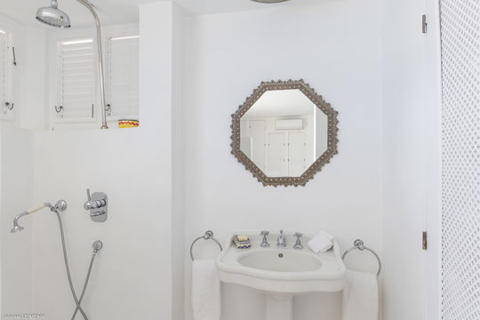 VILLA MAURESQUE BEDROOM4 3