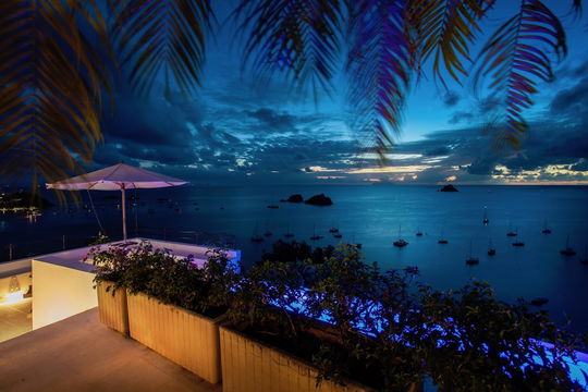 VILLA MAURESQUE BY NIGHT 8