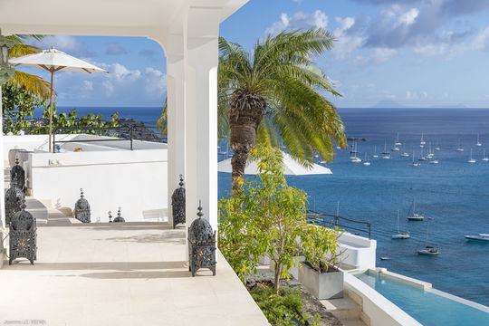 VILLA MAURESQUE LIVING AREA 5