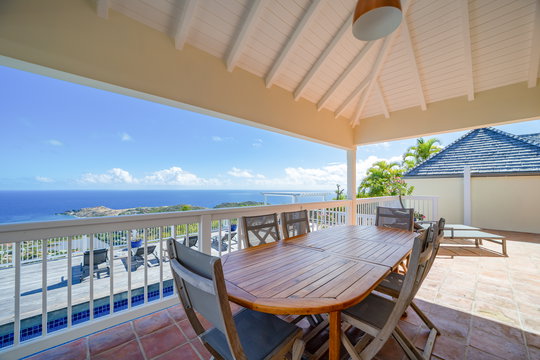 VILLA CHEYENNE KITCHEN & DINING AREA 3
