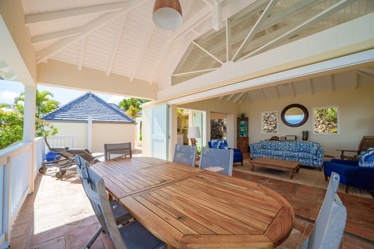 VILLA CHEYENNE KITCHEN & DINING AREA 4