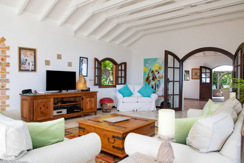 VILLA KYODI LIVING AREA 2