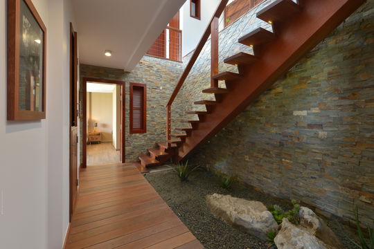 VILLA FLAMANDS BAY BEDROOM1 6
