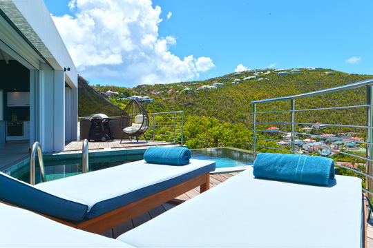 VILLA FLAMANDS BAY POOL & TERRACE 8