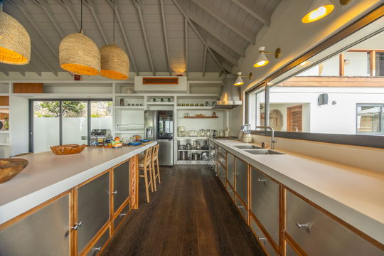 VILLA JOCAPANA KITCHEN & DINING AREA 2