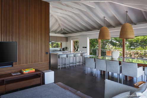 VILLA AVALON LIVING AREA 2