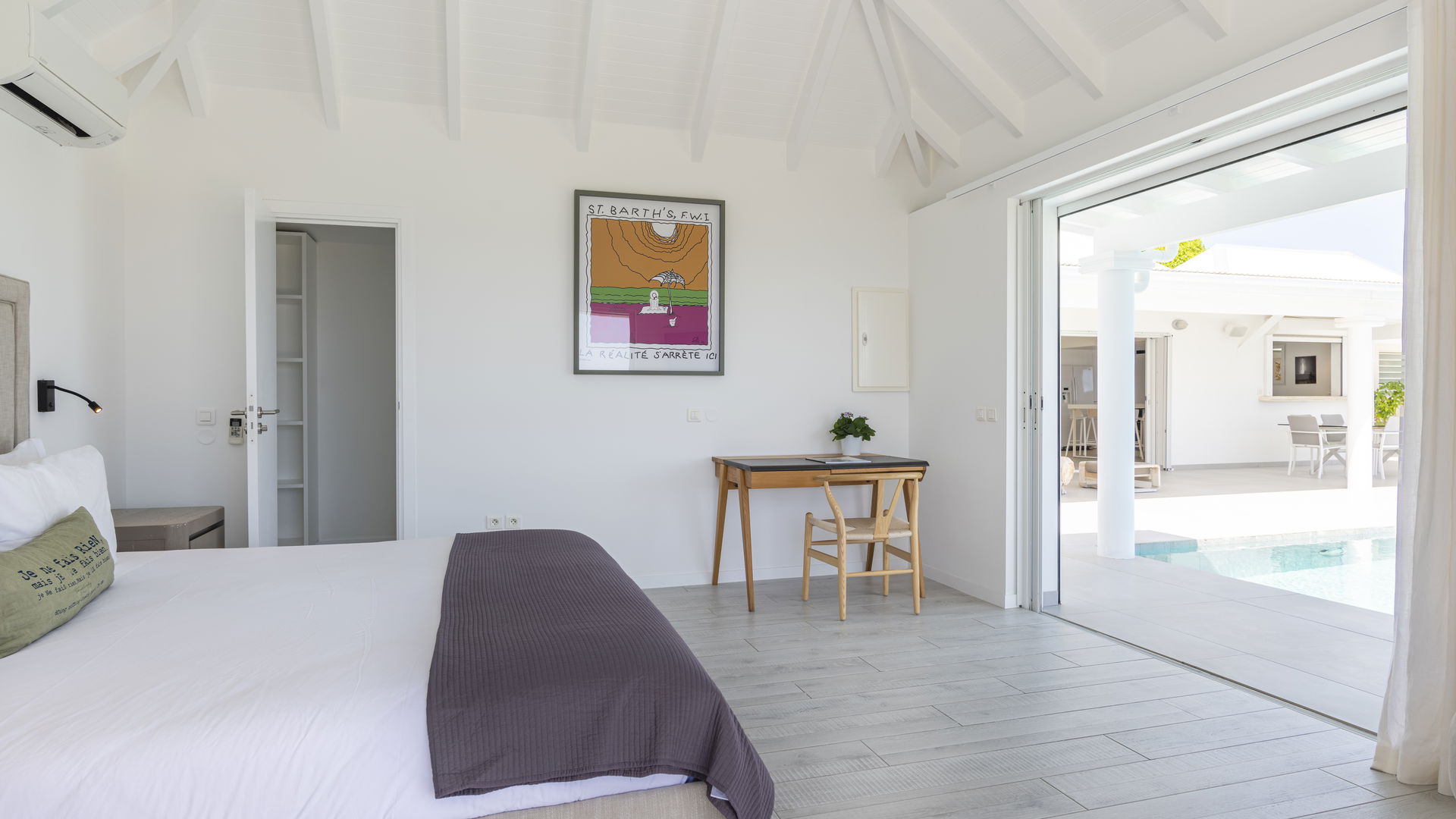 BEDROOM 1