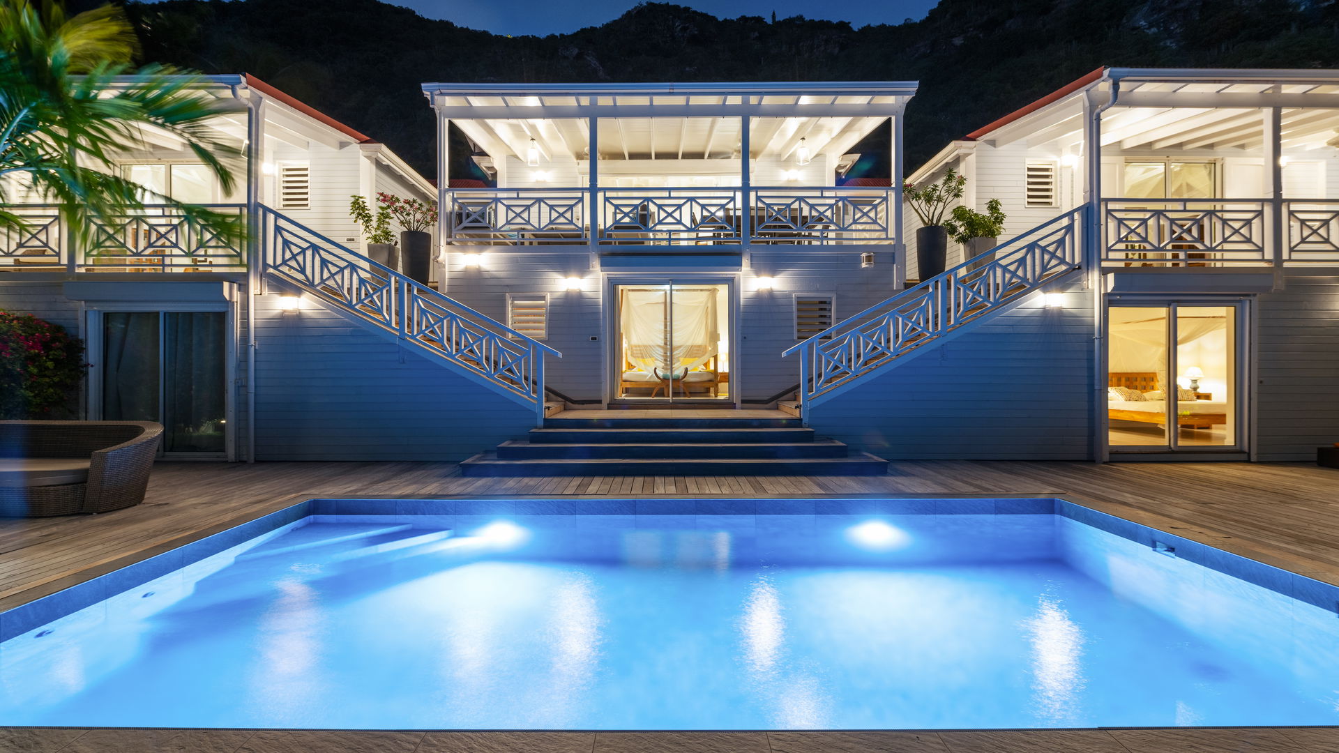BY NIGHT