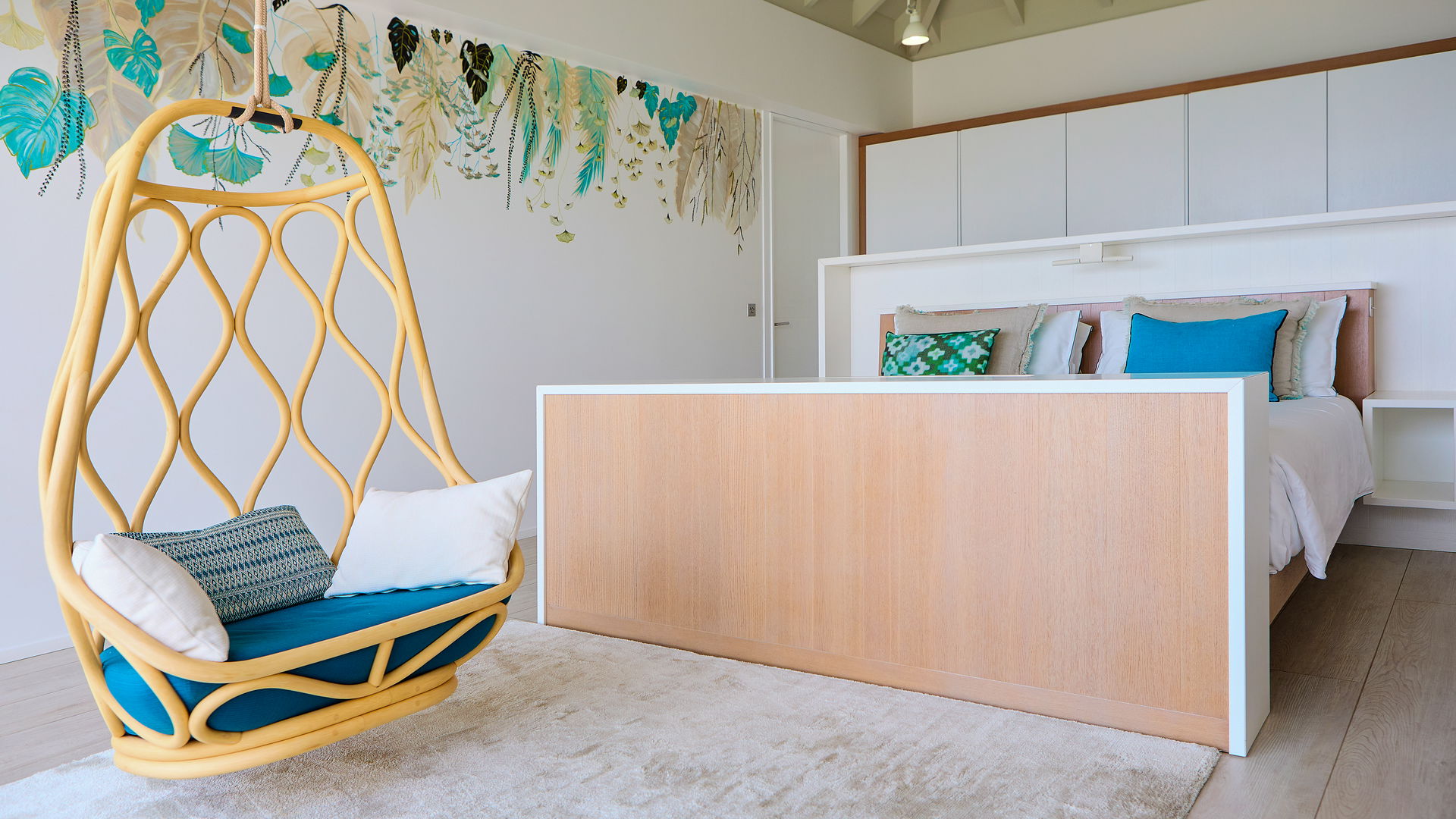 BEDROOM 2
