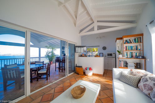 VILLA COLIBRI LIVING AREA 3