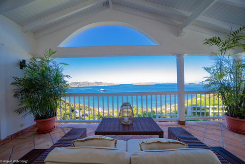 VILLA COLIBRI OUTDOOR LOUNGE AREA 2