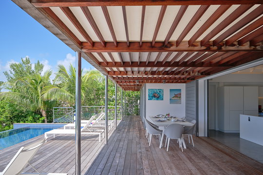 VILLA POINTE MILOU KITCHEN & DINING AREA 5