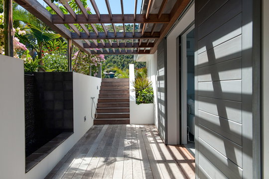 VILLA POINTE MILOU OUTDOORS 3