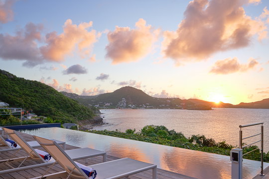 VILLA POINTE MILOU SUNSET 13