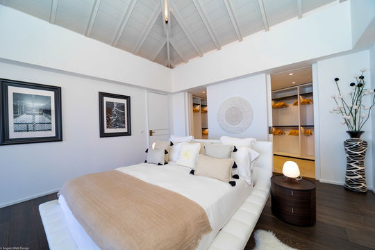 VILLA EPICURE BEDROOM2 4
