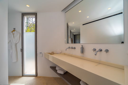VILLA EPICURE BEDROOM3 9