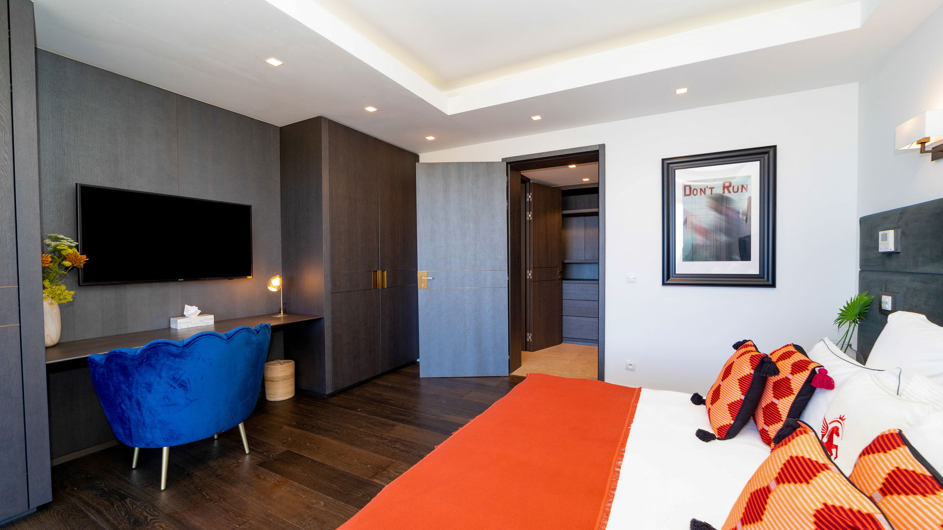 BEDROOM 7