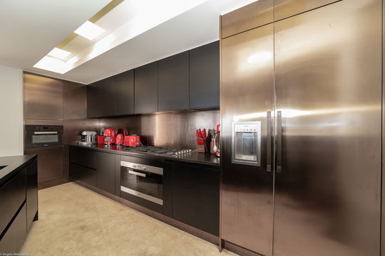 VILLA EPICURE KITCHEN & DINING AREA 13