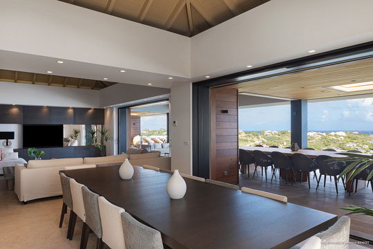 VILLA EPICURE KITCHEN & DINING AREA 5