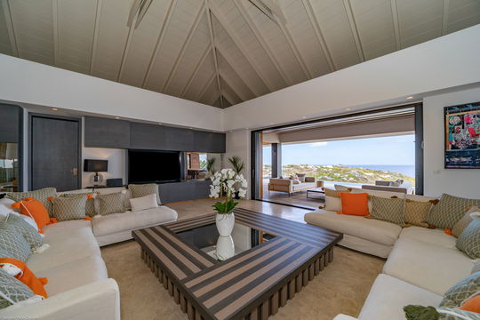 VILLA EPICURE LIVING AREA 2