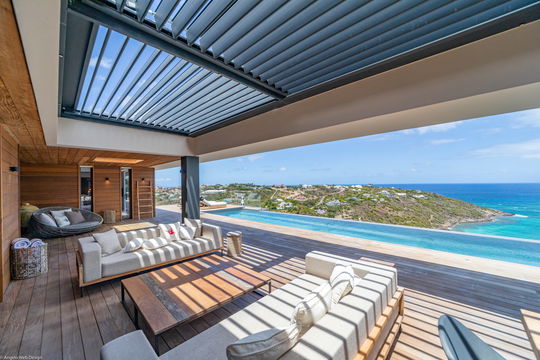 VILLA EPICURE OUTDOOR LOUNGE AREA 6
