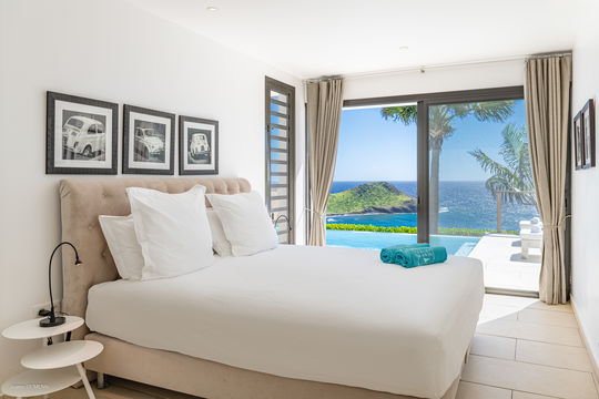 VILLA ENZUMA BEDROOM2 3