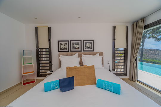 VILLA ENZUMA BEDROOM2 5