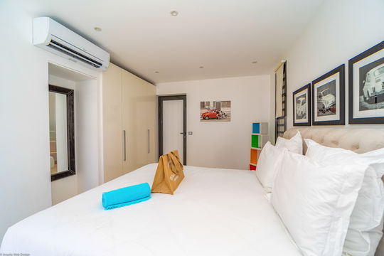VILLA ENZUMA BEDROOM2 8