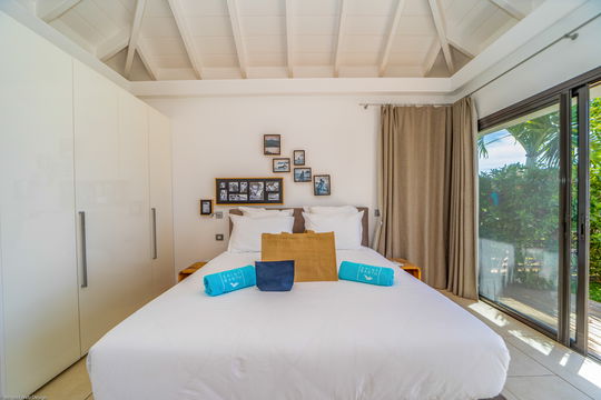VILLA ENZUMA BEDROOM3 4