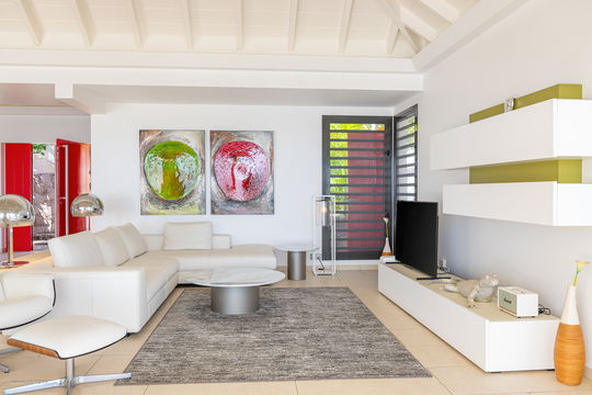 VILLA ENZUMA LIVING AREA 2