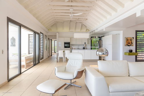 VILLA ENZUMA LIVING AREA 5