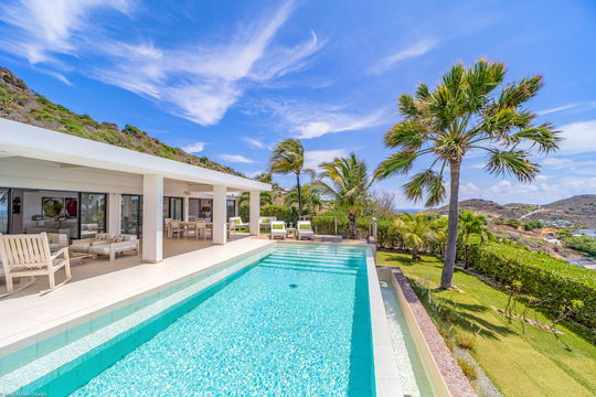 VILLA ENZUMA POOL & TERRACE 13
