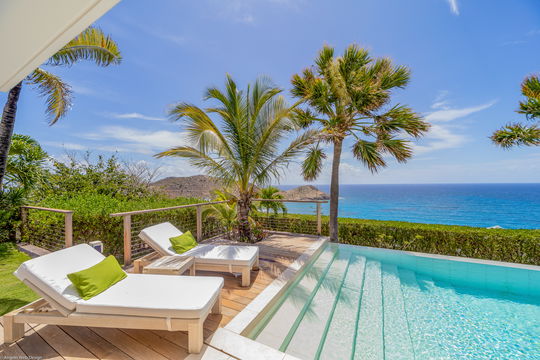 VILLA ENZUMA POOL & TERRACE 4