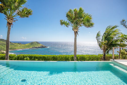 VILLA ENZUMA POOL & TERRACE 6