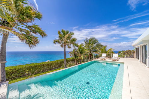 VILLA ENZUMA POOL & TERRACE 7