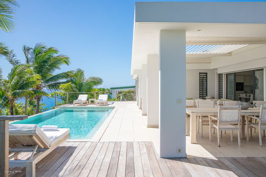 VILLA ENZUMA POOL & TERRACE 9