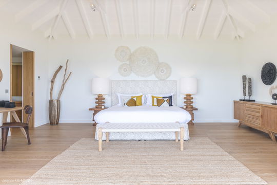 VILLA FIREFLY BEDROOM1 1