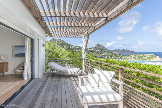 VILLA FIREFLY BEDROOM1 6