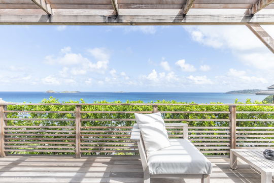 VILLA FIREFLY BEDROOM1 7