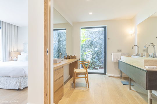 VILLA FIREFLY BEDROOM4 2