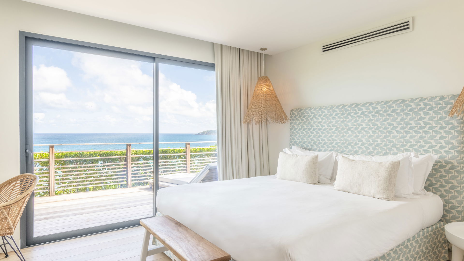 BEDROOM 7