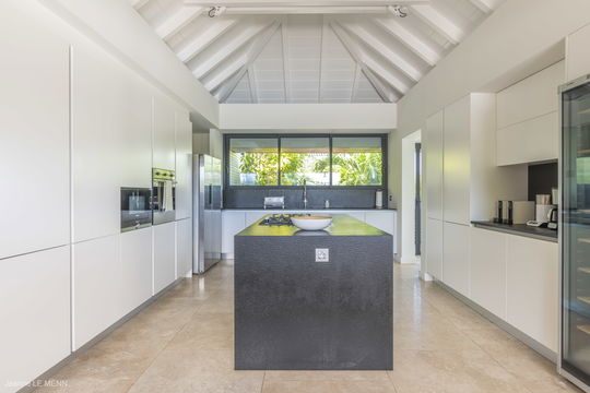 VILLA FIREFLY KITCHEN & DINING AREA 4