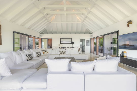 VILLA FIREFLY LIVING AREA 4