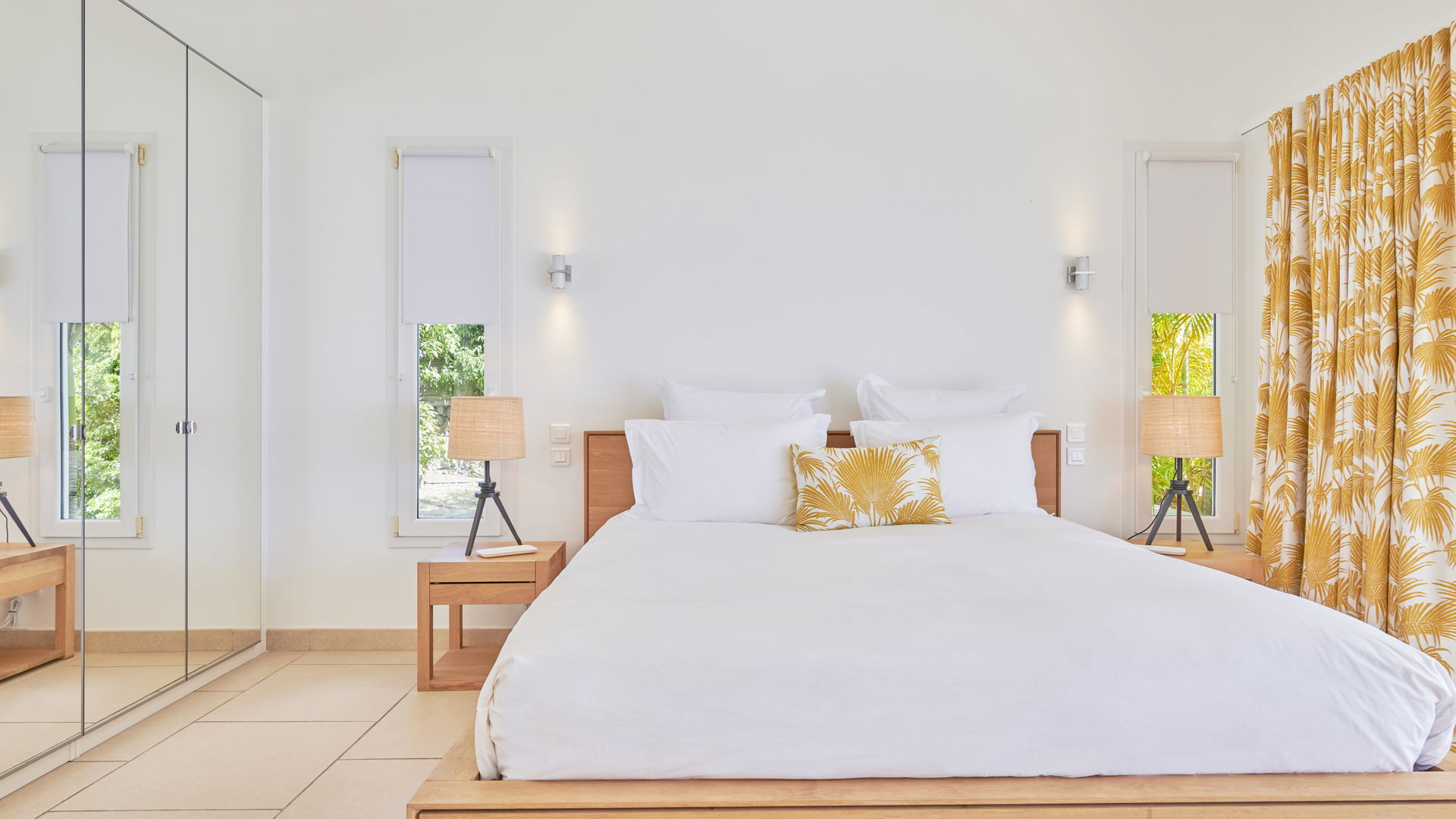 BEDROOM 1