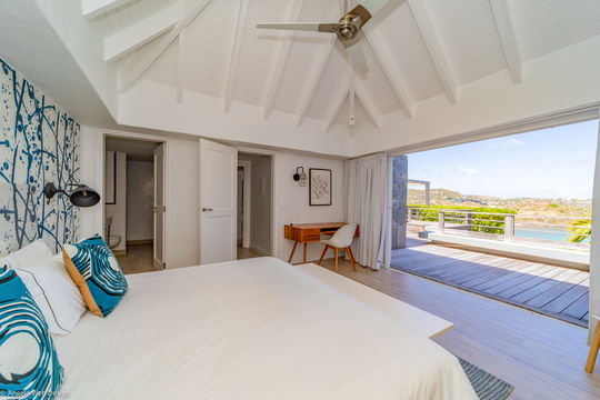 VILLA LAGON ROSE BEDROOM3 1
